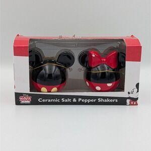 NIB Disney Mickey & Minnie Mouse  Head Ceramic Salt/Pepper Shakers Red and Black